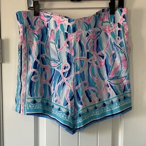 Lilly Pulitzer Blue and Pink Patterned Women Shorts